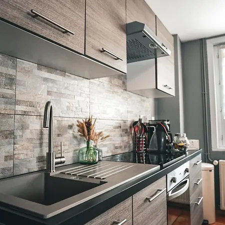 , Au Dormeur Du Val Tatil Evi